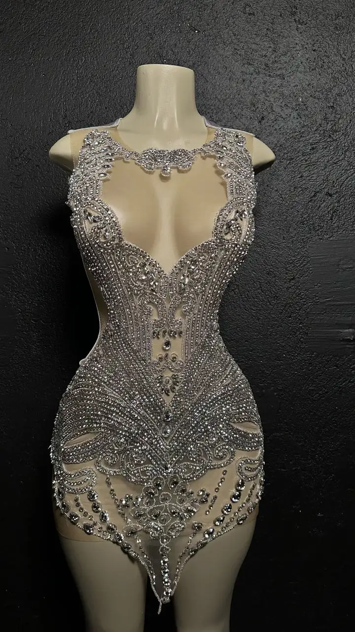 

Silver Sheer Sexy Diamond Short Prom Dresses Black Girls Birthday Party Dresses Beaded African Mini Cocktail Dresses Homecoming
