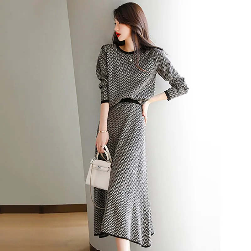 

Costume for Women Crop Top Knit Tracksuit Women Clothing Set 2 Piece Sets Wool 2022 New Autumn Winter Knitted Sweater Skirt Suit