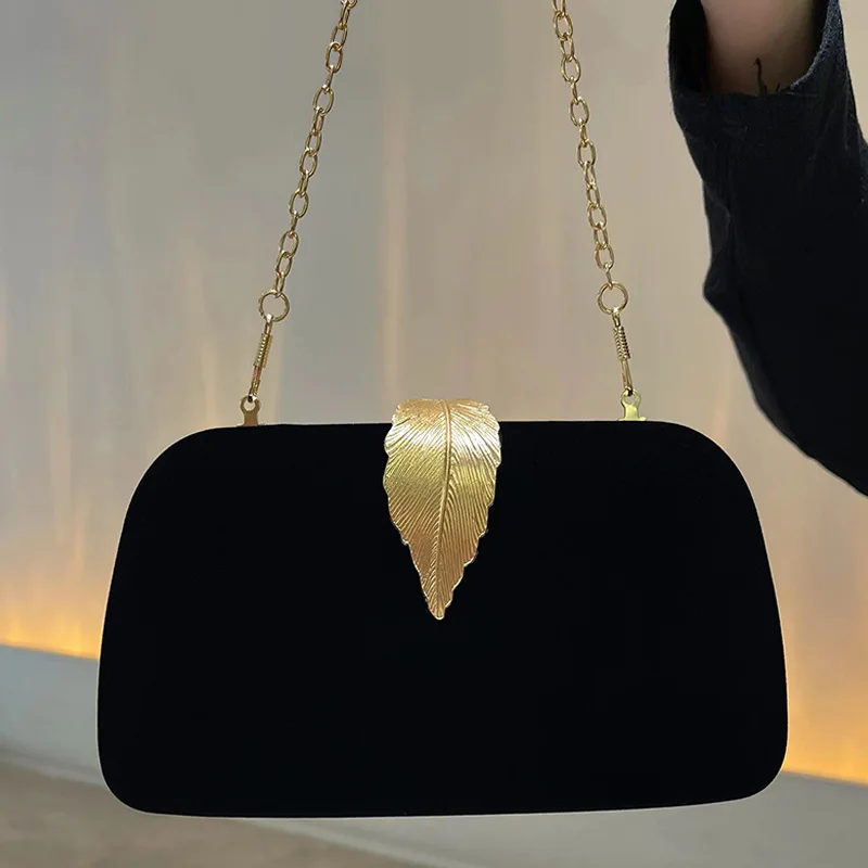 Elegant Evening Clutch Bag Black Party Cocktail Wedding Handbag for Women High Quality Prom Clutches with Chain Strap