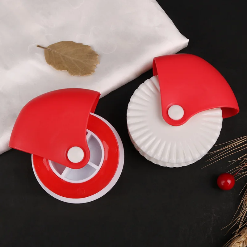 Pastry Pie Decor Cutter Kitchen Pizza Pastry Lattice Cutter Plastic Wheel Roller for Pizza Pastry Pie Crust Baking Cutter Tools