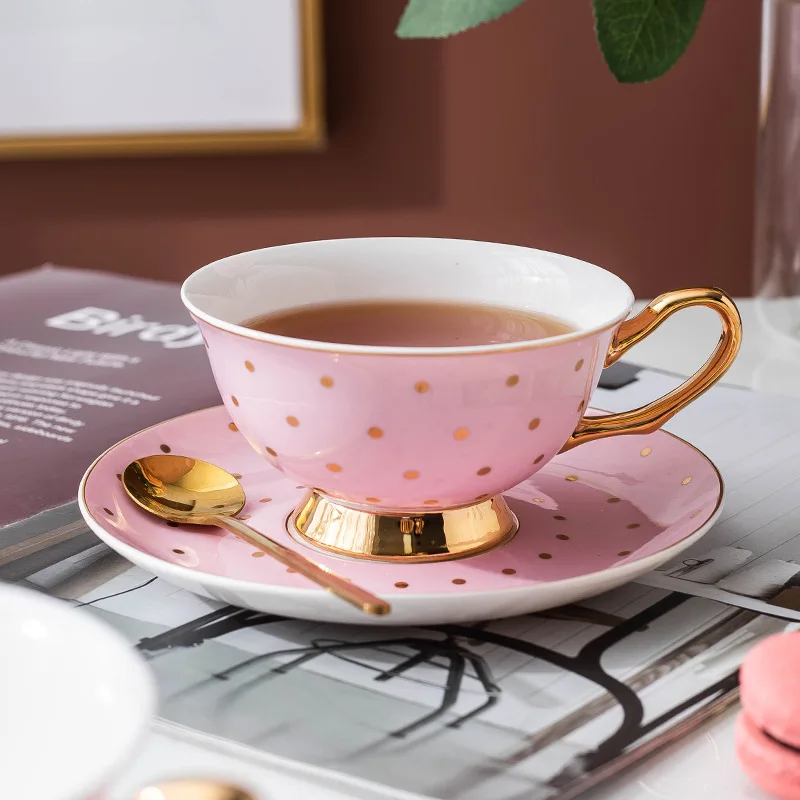 https://ae01.alicdn.com/kf/S5cfb6b8159574e50ab1ffaadaa781021V/Pink-Candy-Espresso-Cups-Porcelain-Travel-Vintage-Beautiful-Cute-Original-Breakfast-Tea-Cup-Set-Copos-De.jpg