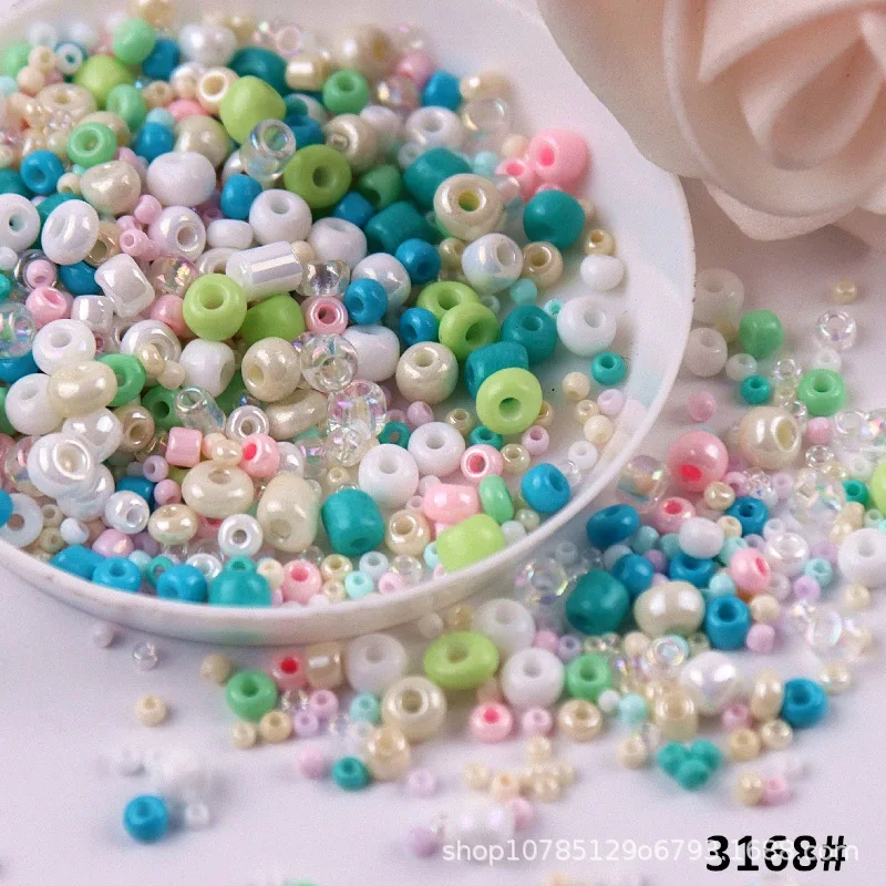 Description Picture 6 of item500pcs 1.5-4mm Mixed size lacquered glass,solid-colored rice beads,handmade DIY cross-stitch, hairpin, fringed loose beads.