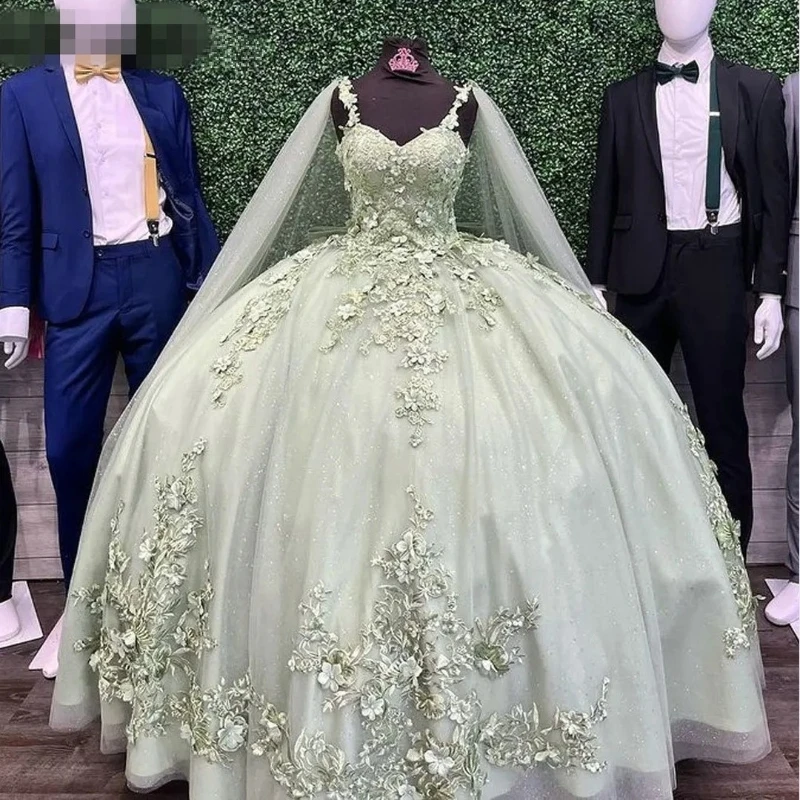 

Light Green Shiny Quinceanera Dress Sweetheart Applique Lace Beads Tull Ball Gown With Cape Sweet 15 Vestidos De XV Años