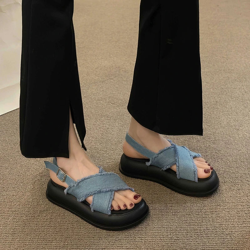 

2024 Fashion Womens Shoes Outside Sandals Open Toe Summer Heels All-Match Luxury Peep Low Retro Gladiator Beach Flat