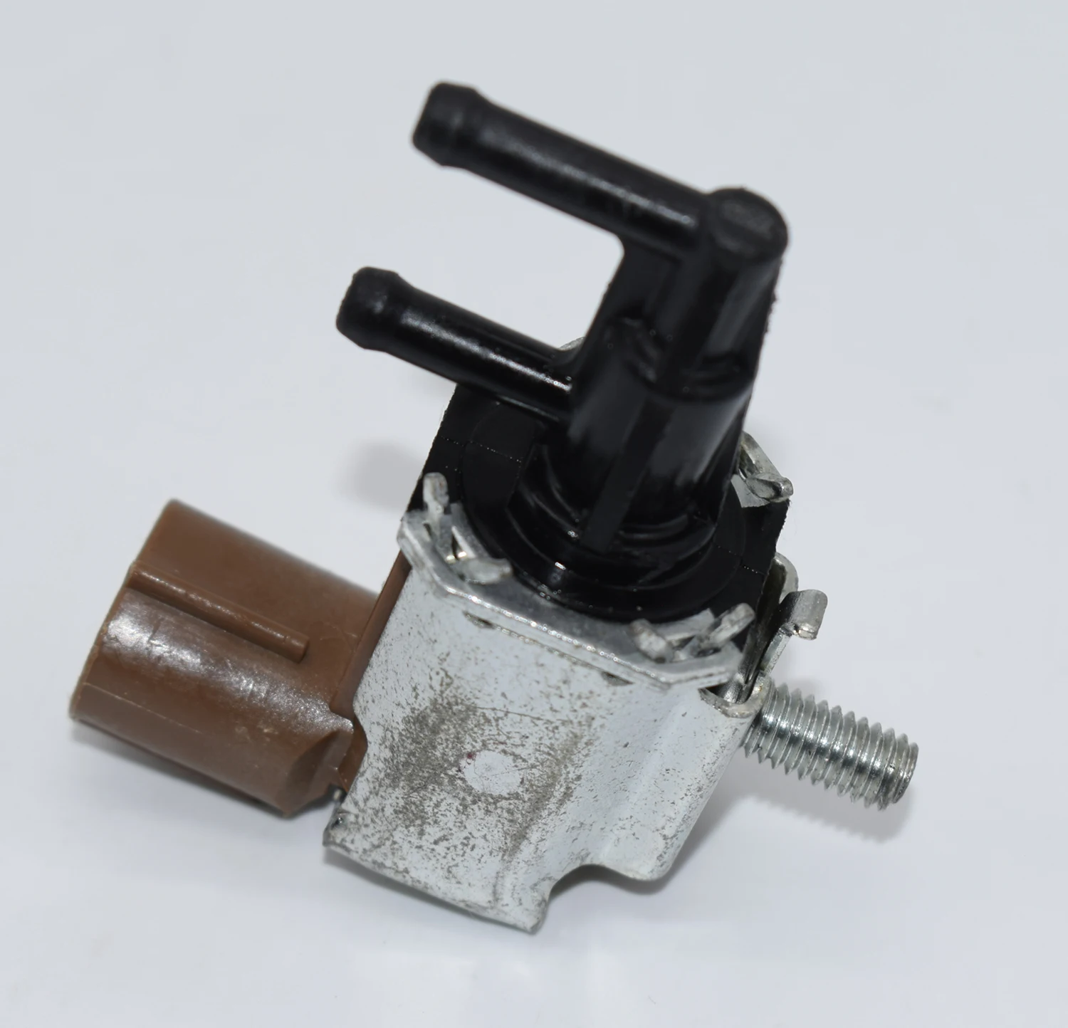 Turbo Boost Solenoid K5T48480 For 2009-2015 Lancer Ralliart 4B11 2.0L