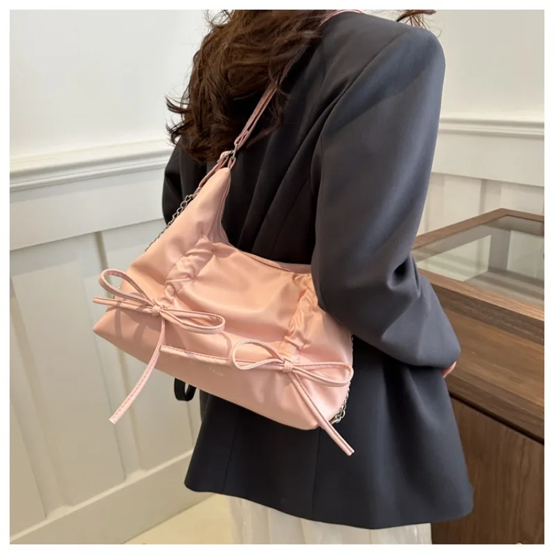 

High End and Large Capacity Tote Bag for Women 2024 New Fashion Shoulder Bag for Cross-border Trade Crossbody Shoulder Bag