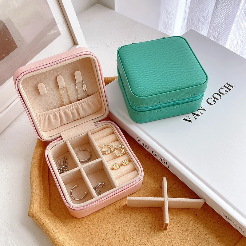 Portable Jewelry Box, European High-End Luxury, after 90 Palace Style, Small Exquisite Net Red, Ring, Earring Storage