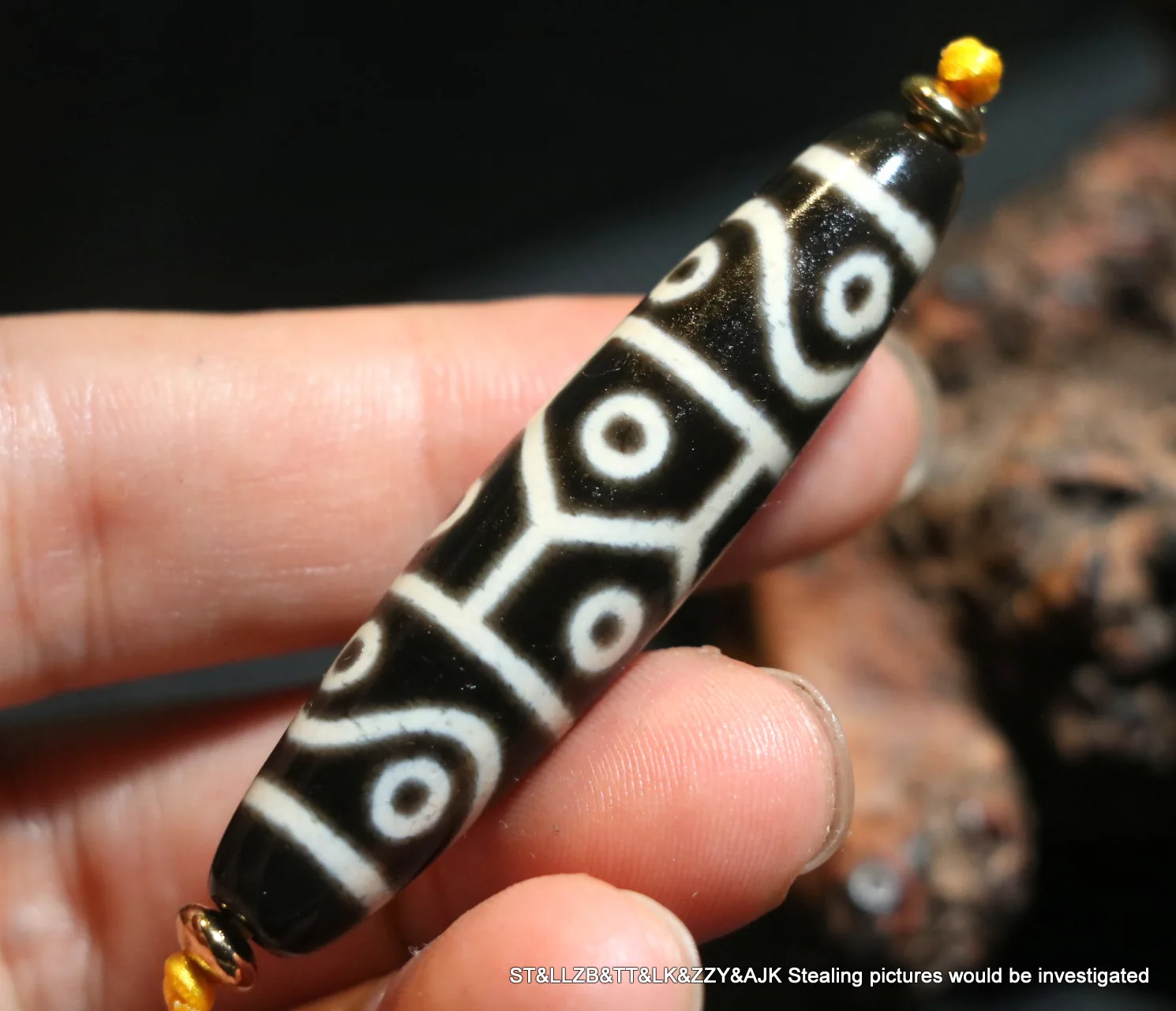 

A Magic Power Energy Tibetan Old Agate 14 Eye Longevity Symbolize Daluo dZi Bead Pendant Amulet Talisman Timestown Top