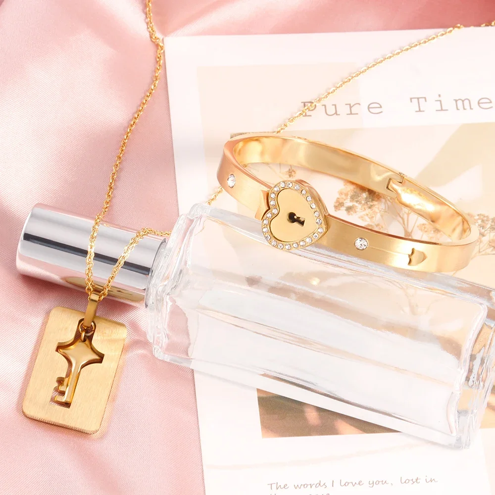 Couple Jewelry Stainless Steel Bracelet Love Heart Lock Bracelets Key Pendant Necklace for Women Men Couples Set Jewelry Gift