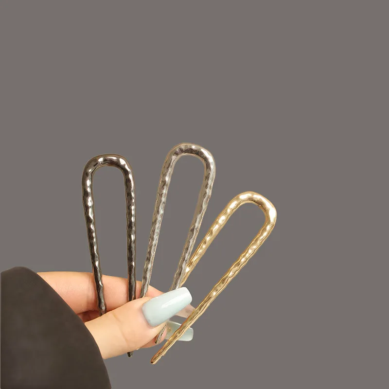 Elegant Metal Hair Fork With Hammered Finish For Hair Buns_voghion.com