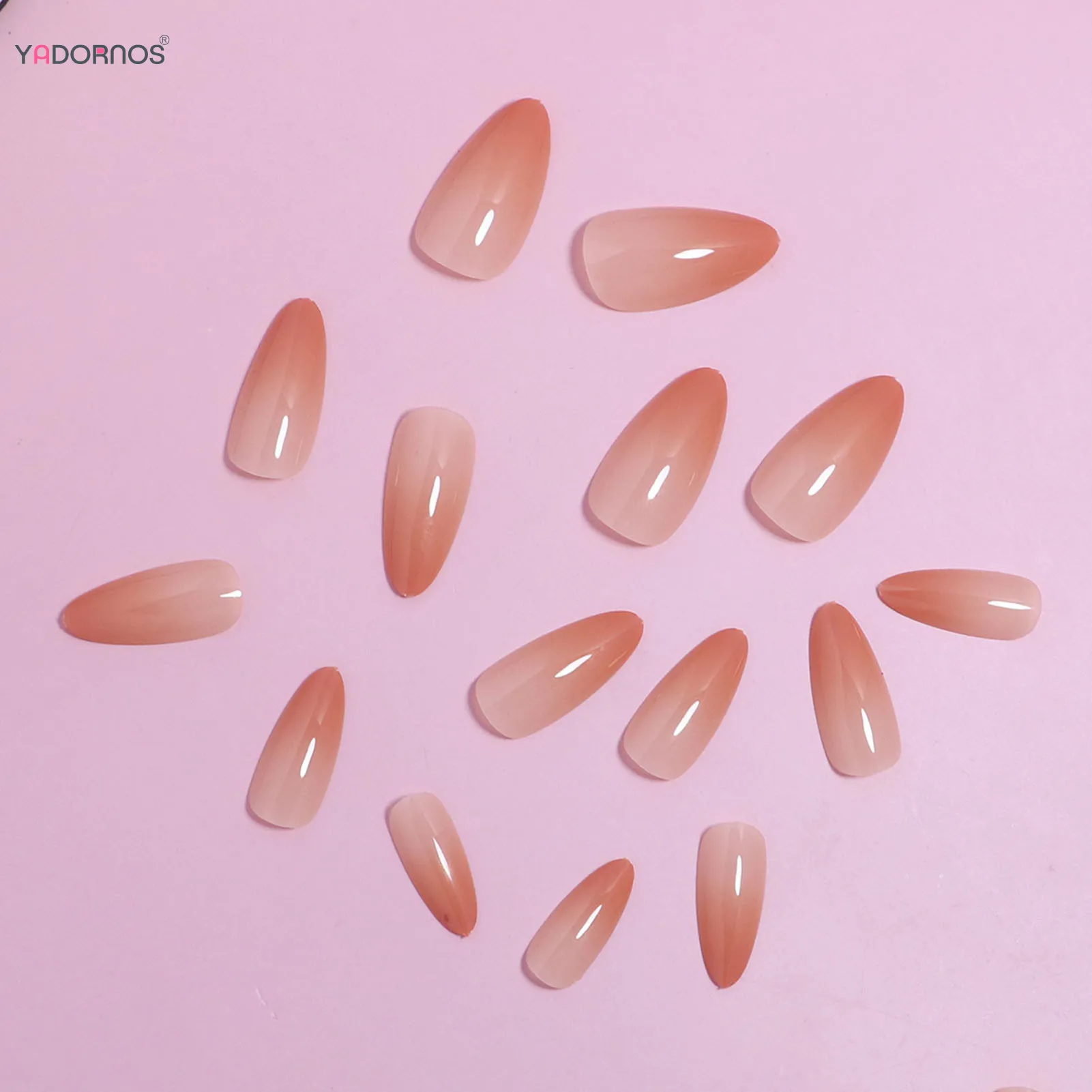 그라데이션 오렌지 컬러 가짜 손톱 부드러운 여성용 아몬드 프레스 온 네일 미니멀리스트 매력적인 매니큐어 24개 스틱온 인조 손톱 아트