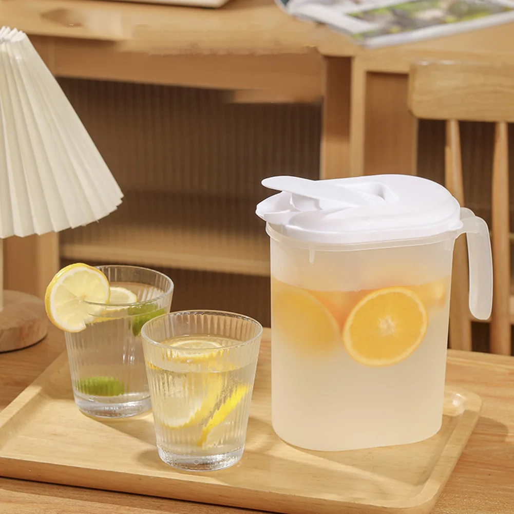 1pc 1.8Litre Plastic Jug With White Plastic Lid Water Juice Milk Drinks Container Summer Water Jug Large Capacity plastic juice jug,cold water jug