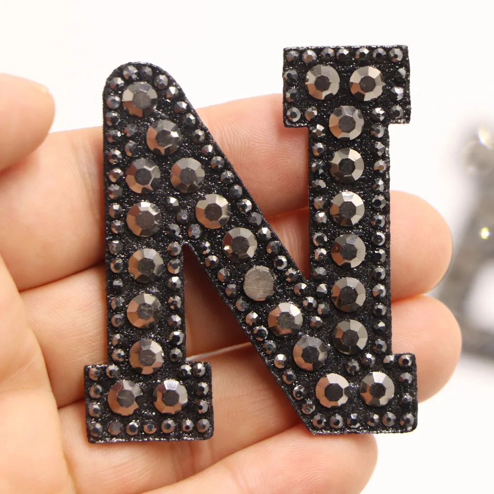 1PC A-Z Aufbügeln Schwarz Strass Englisch Buchstaben Patches Hochzeit Kleidung Handwerk DIY Party Handwerk NähenPersonalisierte Buchstaben Patches – Detail 16