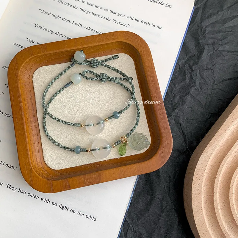 

"Mutton Green" Natural White Jade Pith Hotan Jade Hand Rope Bracelet Green Crystal Grape Female Handicraft