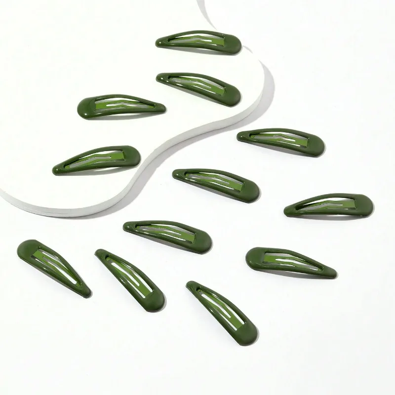 Рисунок 5 - декоративные заколки для волос