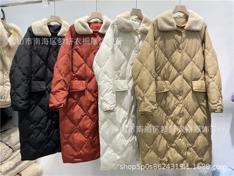 

Diamond plaid down jacket for women in autumn/winter 2023, mid length Korean version, white duck down, sweet college over knee