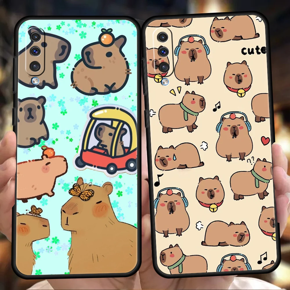 Cartoon Capybara Silicone Phone Case - Fun and Protective Cover