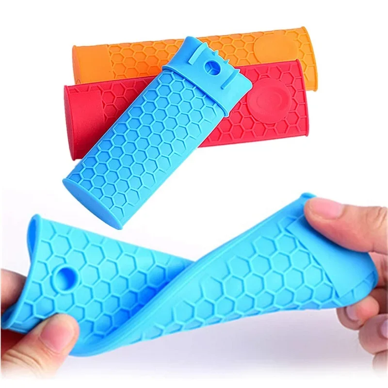 Pot handle grip pad Silicone Hot Handle Holder Potholder Rubber Pot Handle Sleeve for Cast Iron Pans Metal Frying Pans Skillets Coaster Brushe Cover