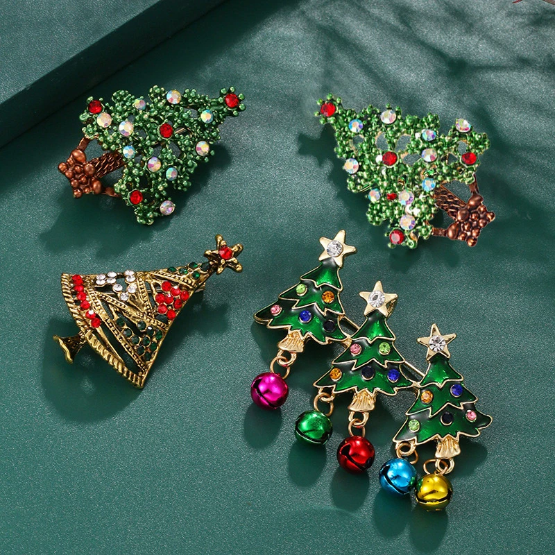 Enamel Rhinestone Xmas Tree Deer Snowman Lapel Pins For Women 862323