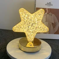 Lampe de chevet de chambre à coucher avec une sensation luxueuse et haut de gamme, lampe d'ambiance décorative célèbre sur Internet, veilleuse à charge Simple 3
