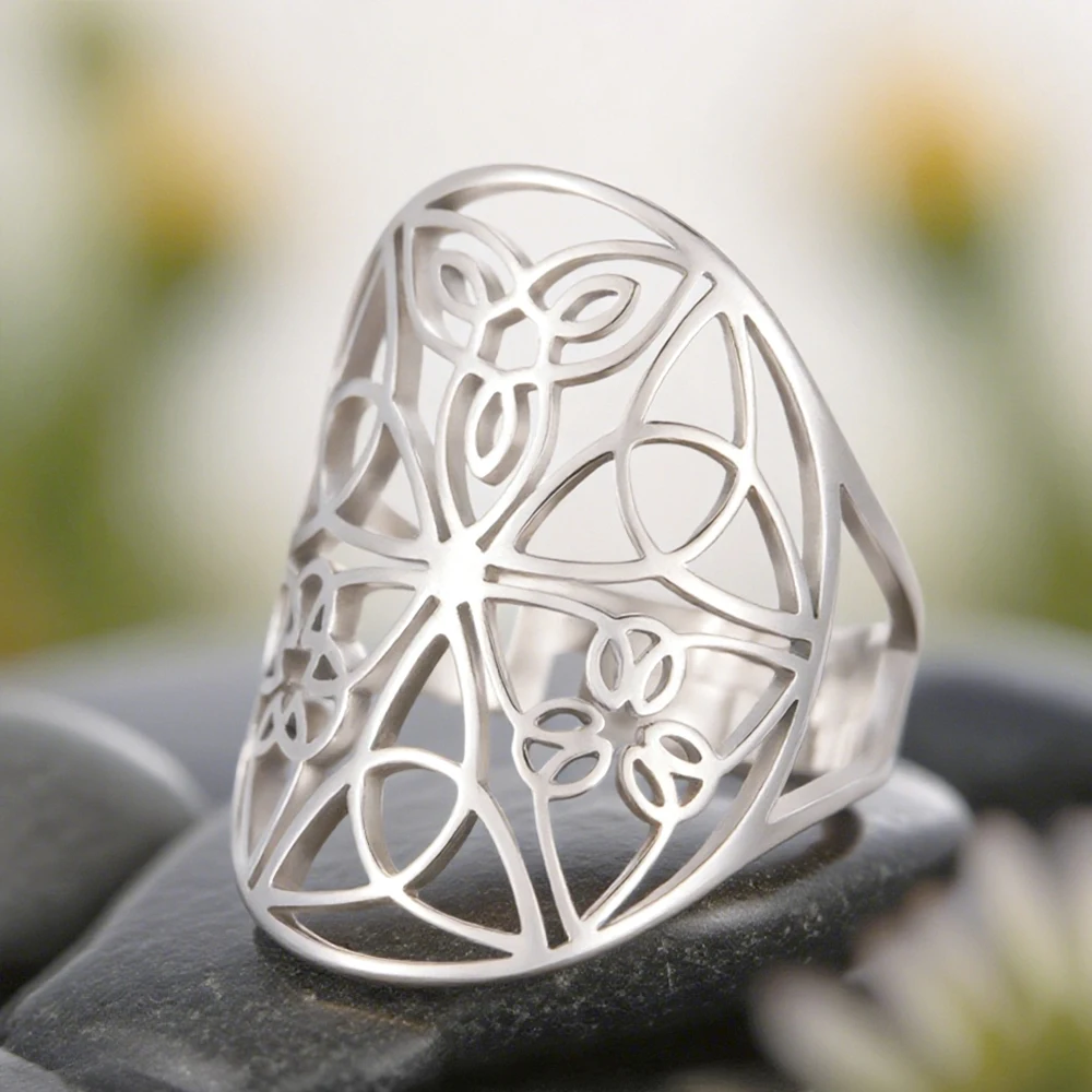 Dawapara Triquetra Trinity Knot Verstellbarer Ring Endless Infinite Knot Geometrischer Ausschnitt Celtics Ring Edelstahl Ehering