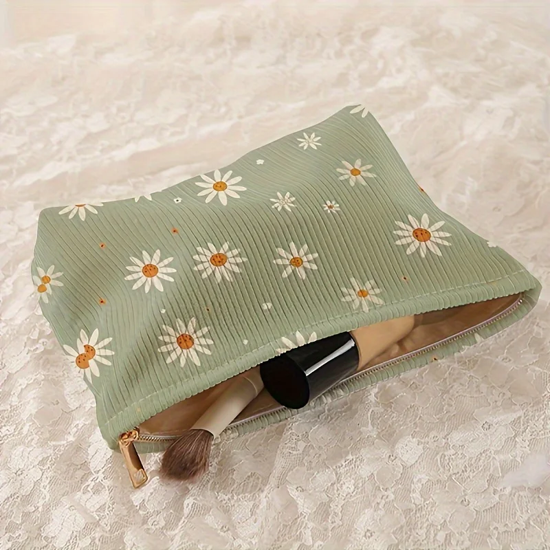 Simple small chrysanthemum pattern printed corduroy zipper makeup bag, lightweight and multifunctional cosmetic storage bag