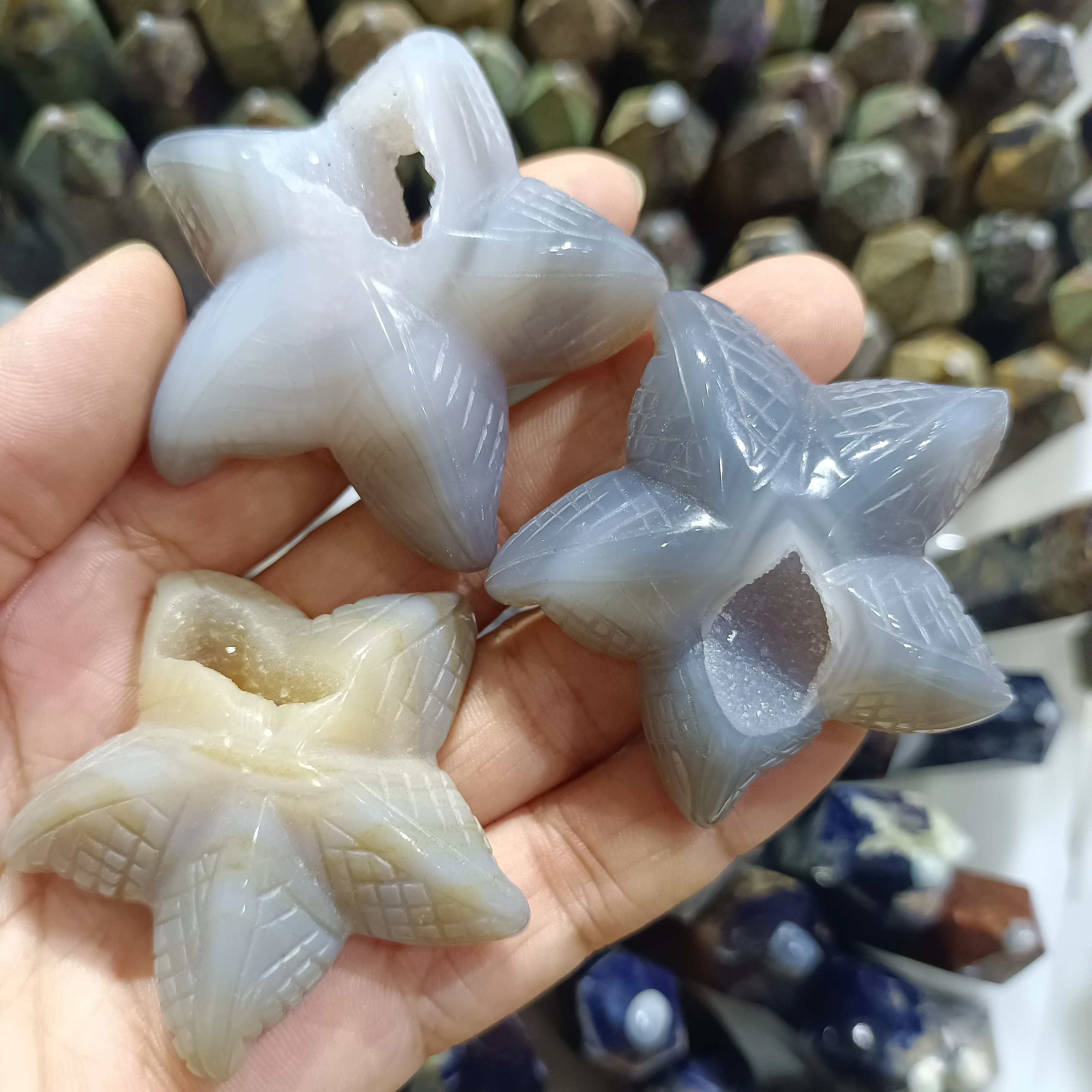 

Natural Agate Hand Carved Starfish Crystal Ore Pendant Decorative Home Office Mineral Degaussing