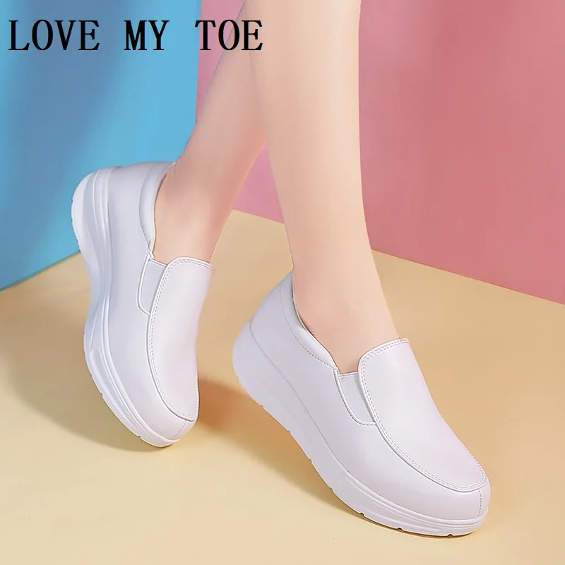 

Shoes Woman Trend 2024 Casual Antiskid Soft Microfiber Breathable White Nurse Women Sneakers Wedges Height Increasing Platform