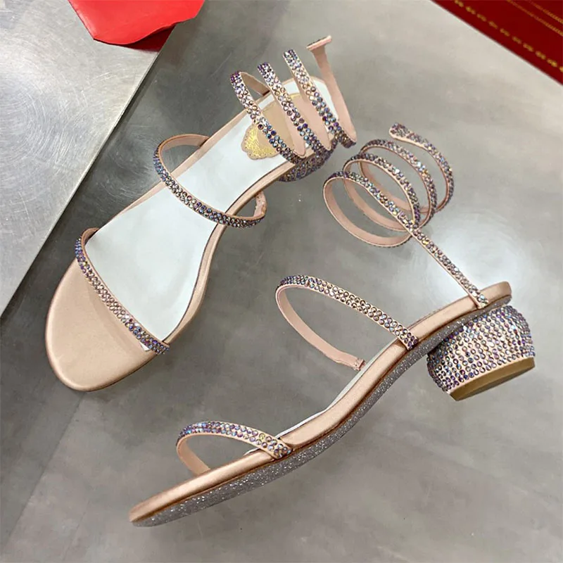 

Summer Hot Sale Ankle Strap Crystal Sandals Women Luxury Narrowband Inlaid Rhinestone Low Heel Gladiator Sandal Brand Party Shoe