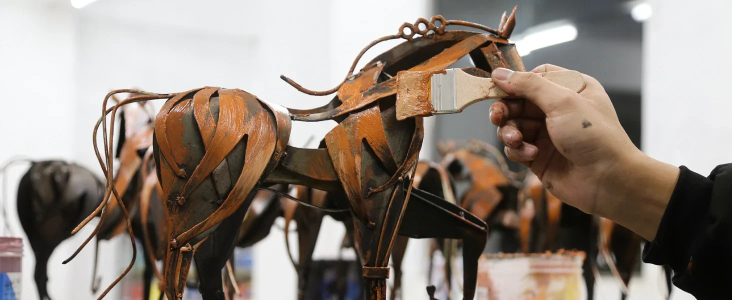 Metal Horse Statue Sculpture 11-