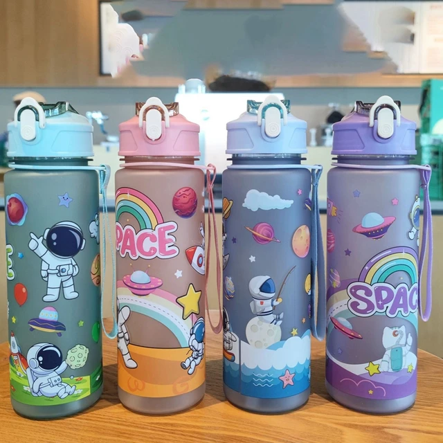 귀여운 만화 우주 비행사 플라스틱 우주 컵 손목 스트랩 물병