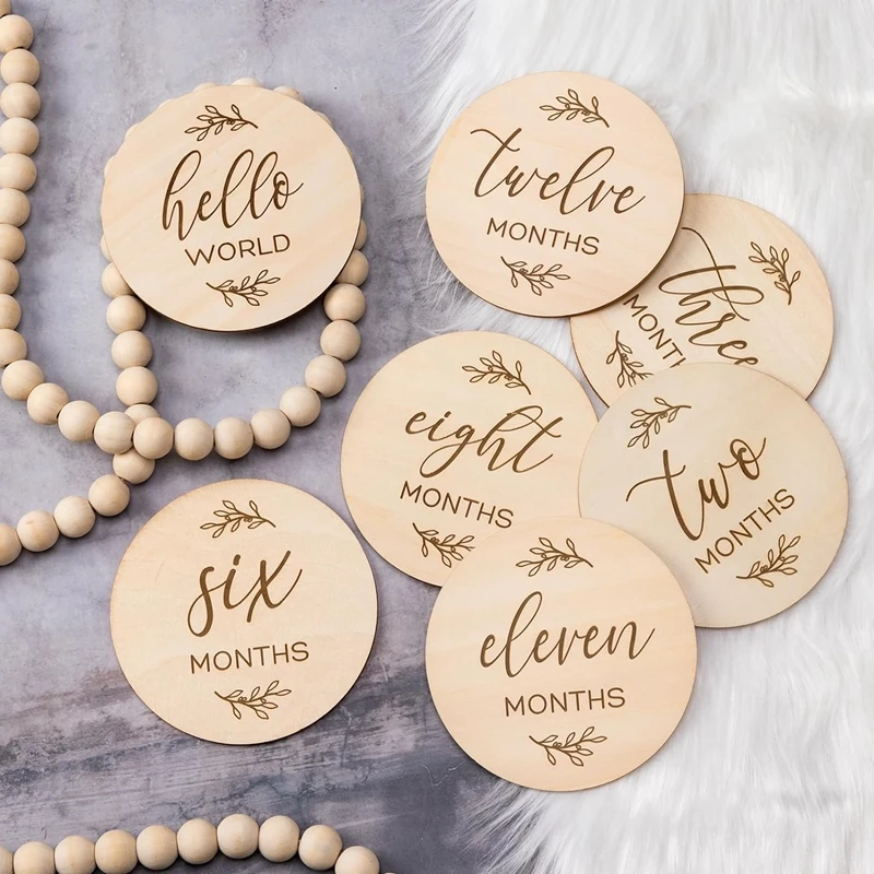 

7 Double Sided Wooden Circles Discs Newborn Memento Milestone Baby Monthly Milestone Cards Sign