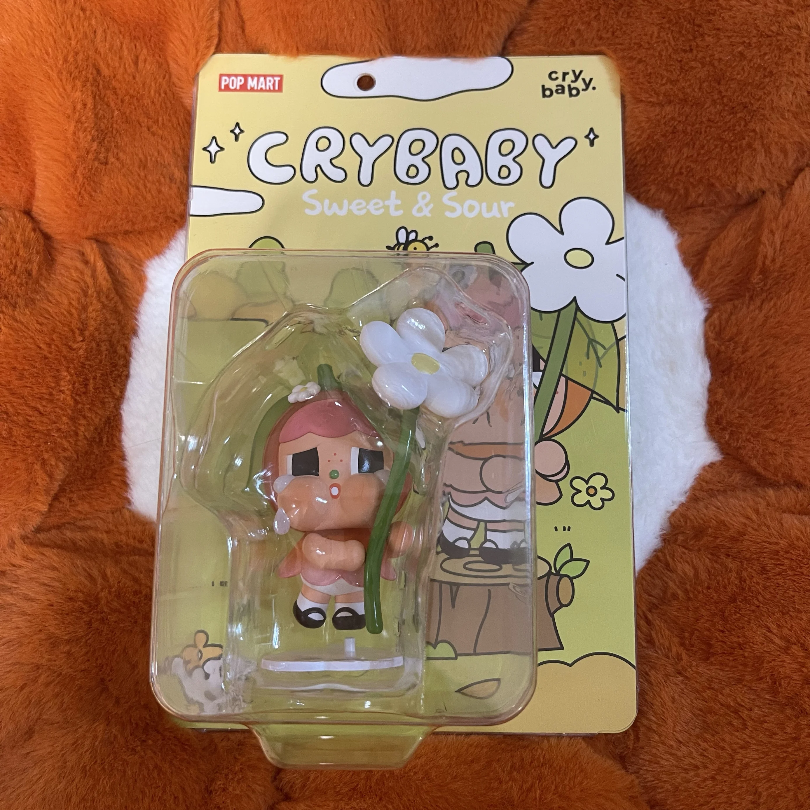 Figura de acción original de Crybaby Blue Pajama Elevator, lindas figuras kawaii para decoración del hogar, modelo de escritorio de dibujos animados, regalo sorpresa