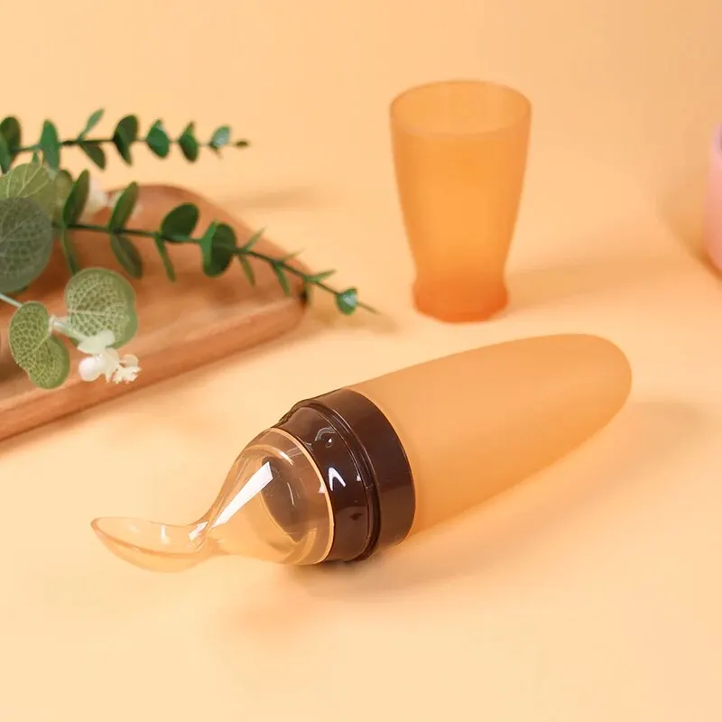 Silicone Feeding Spoon 1 Pcs Baby Rice Cereal Bottle Dropper Squeeze Soft Non Slip Rocket Shape