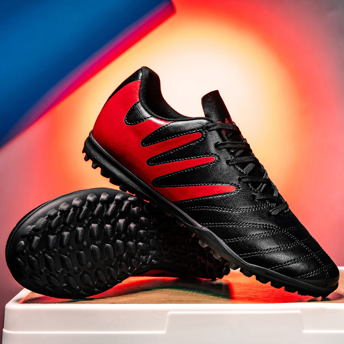 Chaussures de football TF homme respirantes anti-dérapantes pour terrains synthétiques toute saison