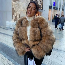 

HJQJLJLS 2022 Winter Women Fashion Faux Raccoon Fur Coat Luxury Short Fluffy Fur Jacket Outerwear Women Fuzzy Coat Overcoat