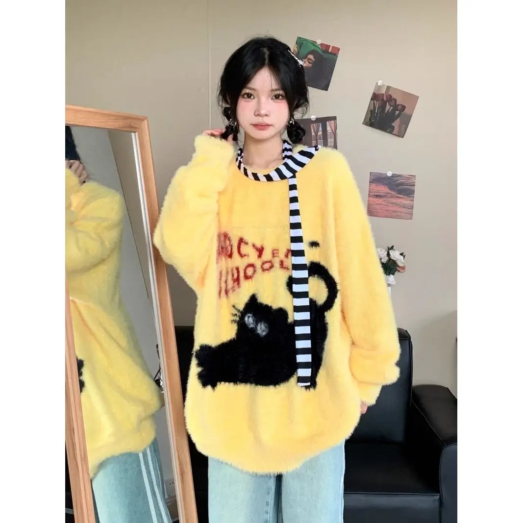 Рисунок 2 - Женский пуловер свободного покроя Y2k