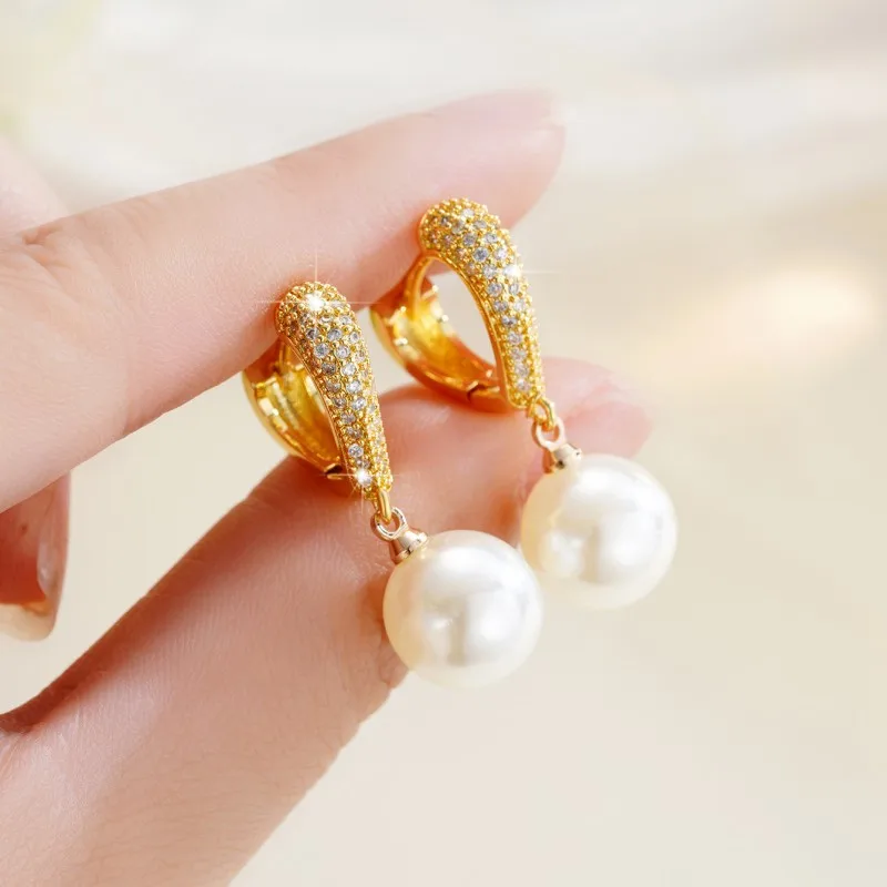 [TATIANA] 韓国☆Heart Color Pearl Earring TATIANA] 韓国☆Pearl heart hook Earring Tatiana Pearl Earrings