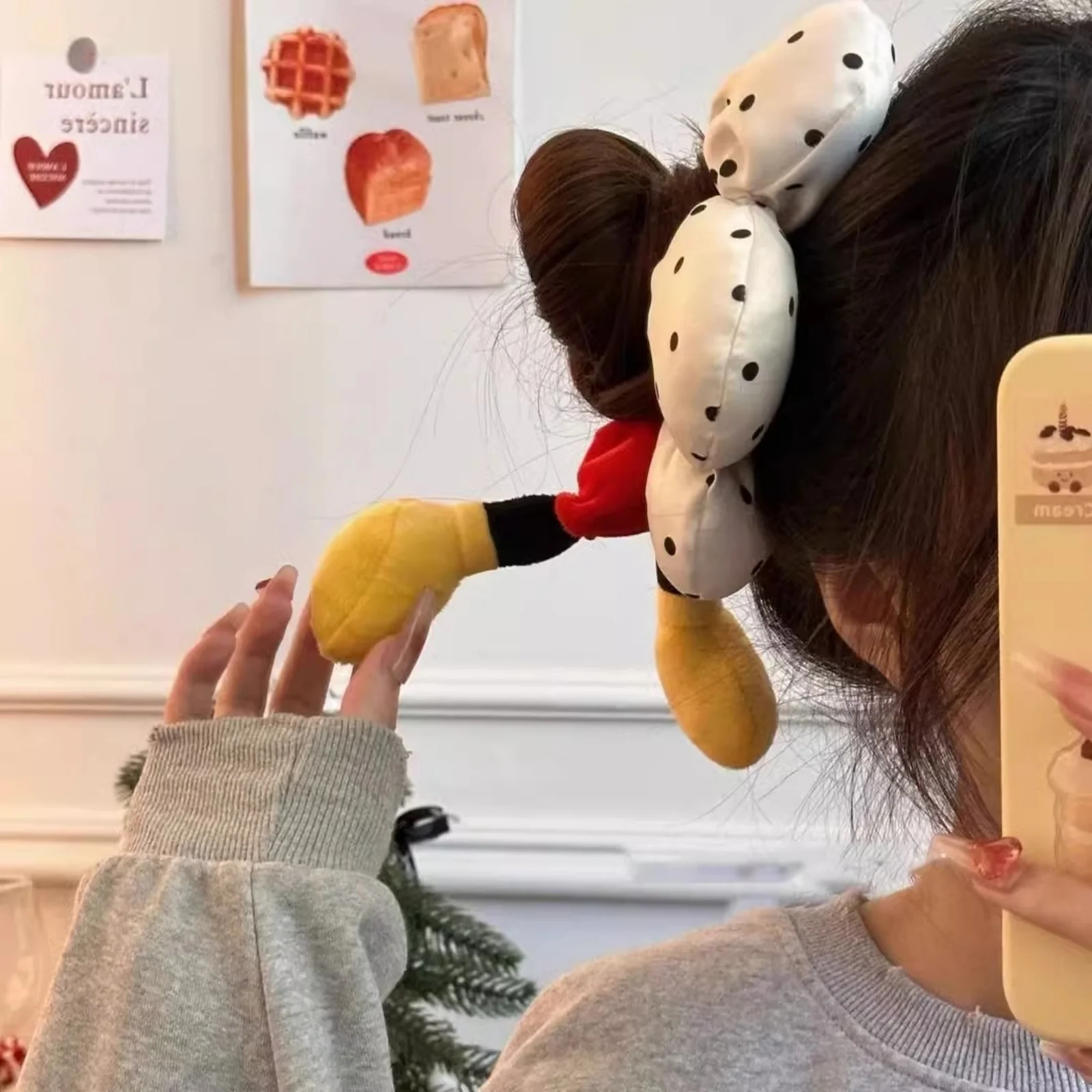 1PC　Cute Cartoon Doll Hair Scrunchie, Polka Dot Flower - Shaped Hair Tie, Fun & Kawaii Hair Accessory for Girls