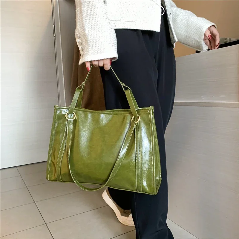 

PU Shoulder Bags Zipper Women's Bags 2024 Hot Sale Sewing Thread High Capacity Handbag Solid Fashion Splicing Bolsas De Ombro