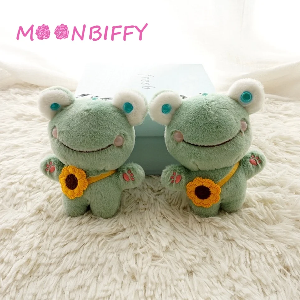 

Зеленая плюшевая подвеска-лягушка Kawaii 12 м, креативная симпатичная маленькая лягушка, брелок для ключей, подвеска, индивидуальная подвеска