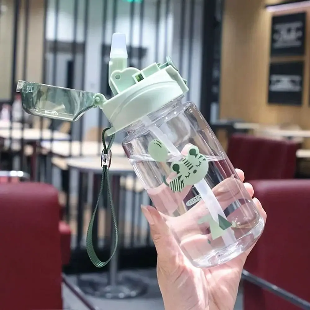550ml Cute Cartoon Baby Bottles Drinking Cup Feeding Bottle with Straw Gravity Ball Wide-Caliber Drinking Milk Dual-Use Bottle