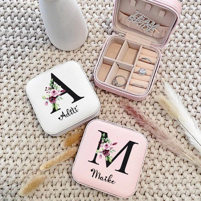 Jewelry Box Personalized Initial Letter Withe Name Girl Jewellery Case Wedding Gift Bridesmaid Portable Travel Case Gifts