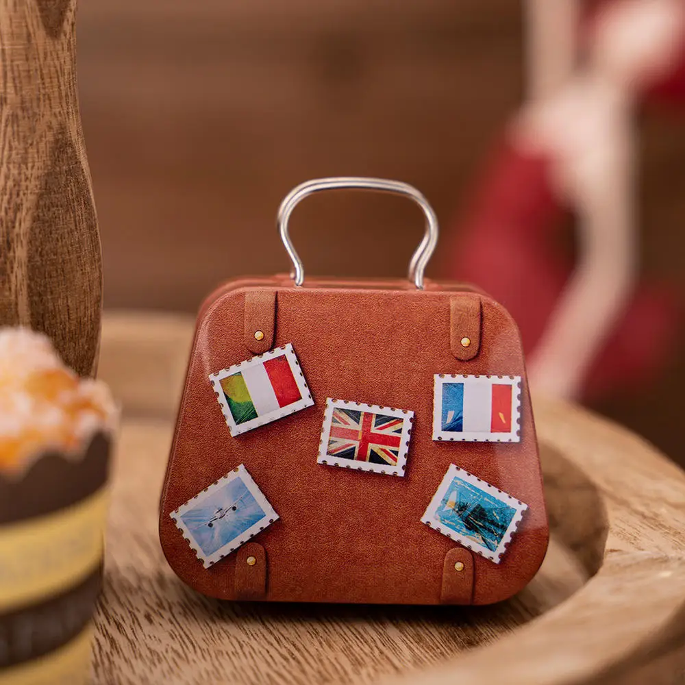 Festive Handbag-Shaped Metal Tin for Christmas Decor and Gifts