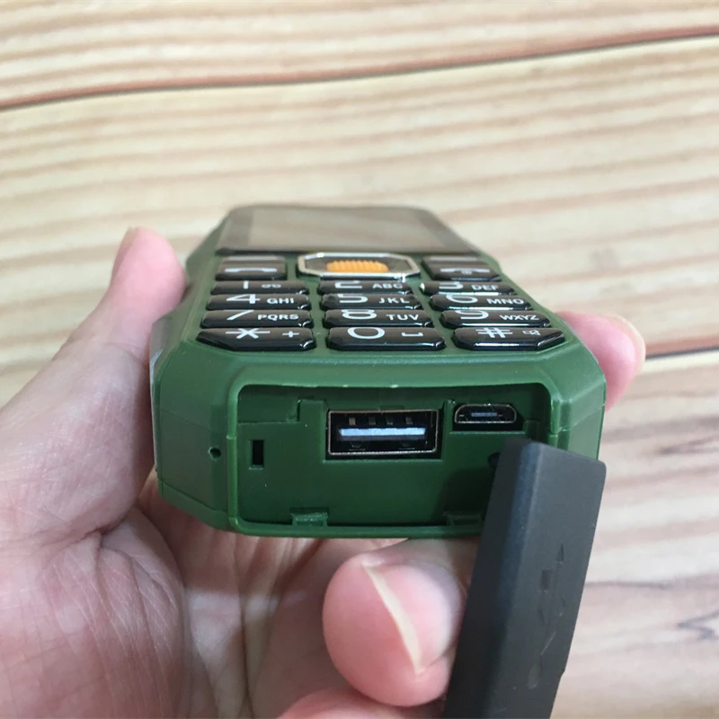 3 Sim Card Power Bank Mobile Phone, 2.4 Inch, 5800mah,2G GSM,Push Button,Dual Flashlight,Wireless FM,BigHorn Dustproof CellPhone 5