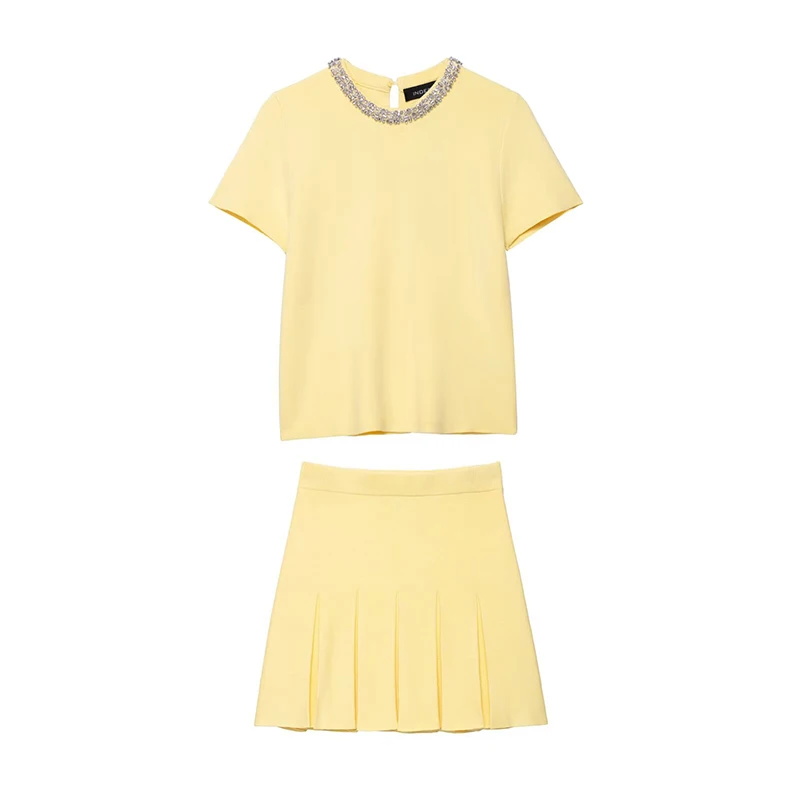Wide Pleated Mini Skirts Two Pieces Sets For Women 2025 New Fashion Jewelry Knit Top Suits Elegant 2 Piece Set Woman Outfit