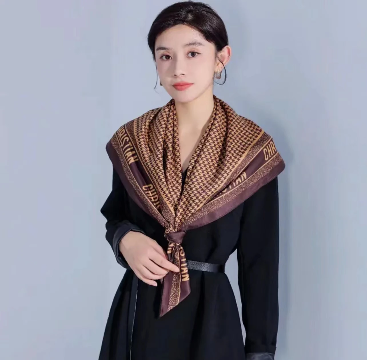 Рисунок 5 - Атласный шелковый шарф 90 см