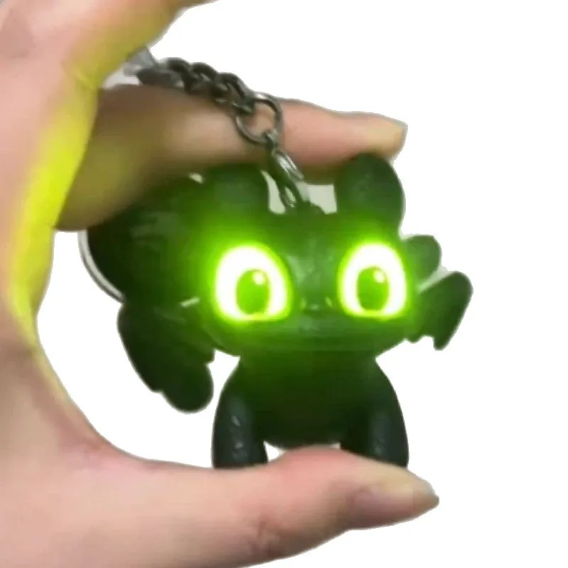 이빨없는 자동차 장식 날개가 움직일 수 있고, 안경이 빛날 것입니다. 생일 선물용 장식품 걸이형 장식품.