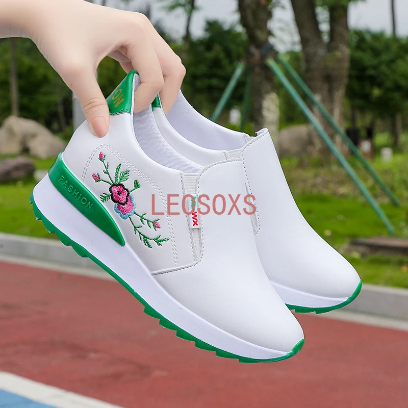 

Shoes for Women 2023 Hot Sale Casual Shoes New White Sneakers Breathable Flower Lace-Up Women Sneakers Fashion Embroidered
