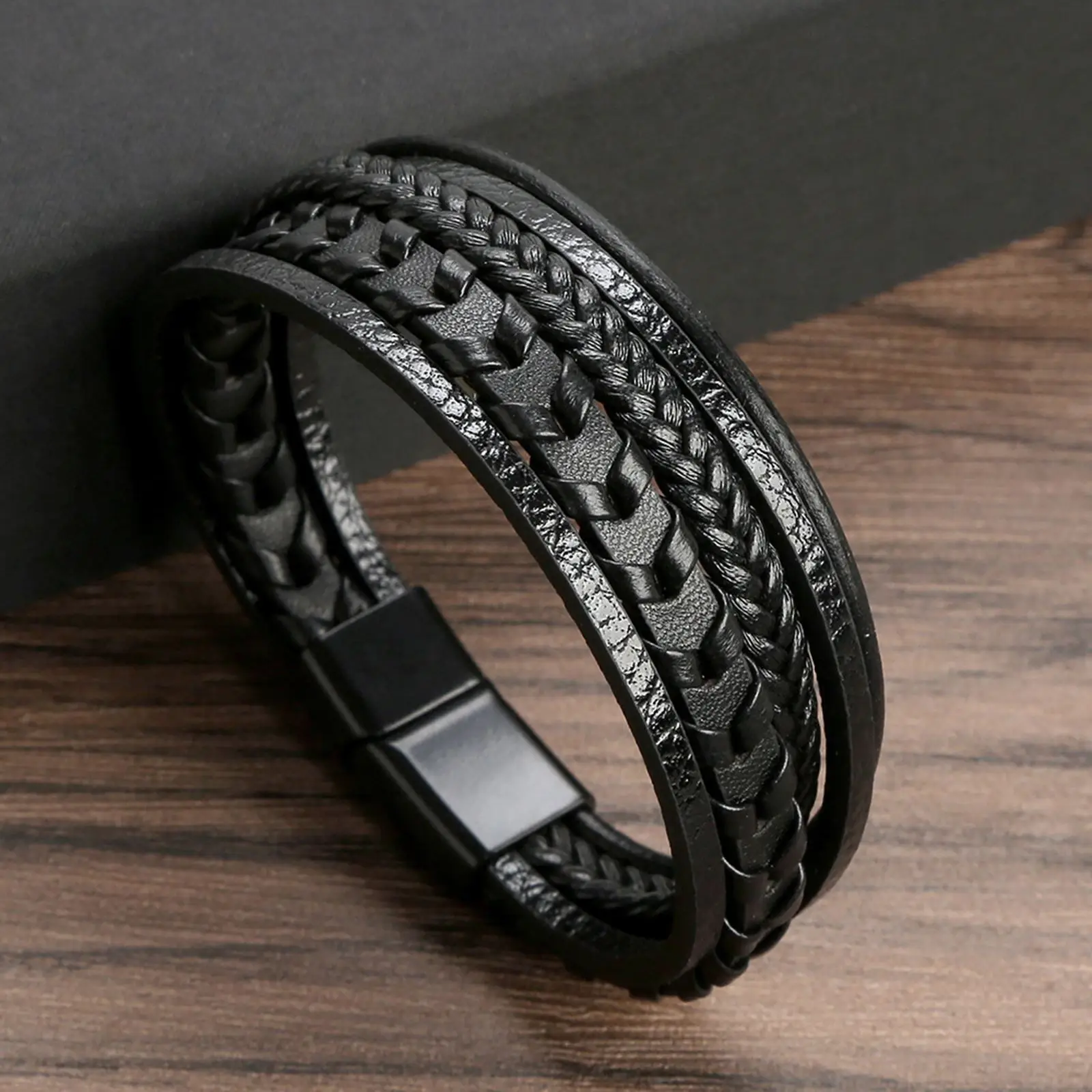 Leather Bracelet Men Vintage Multilayer Braid Bangles Handmade Magnetic Buckle Rope Wrap